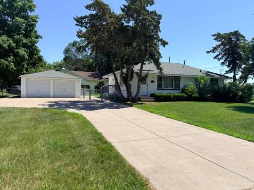 12061 Crooked Lake Boulevard NW, Coon Rapids, MN 55433