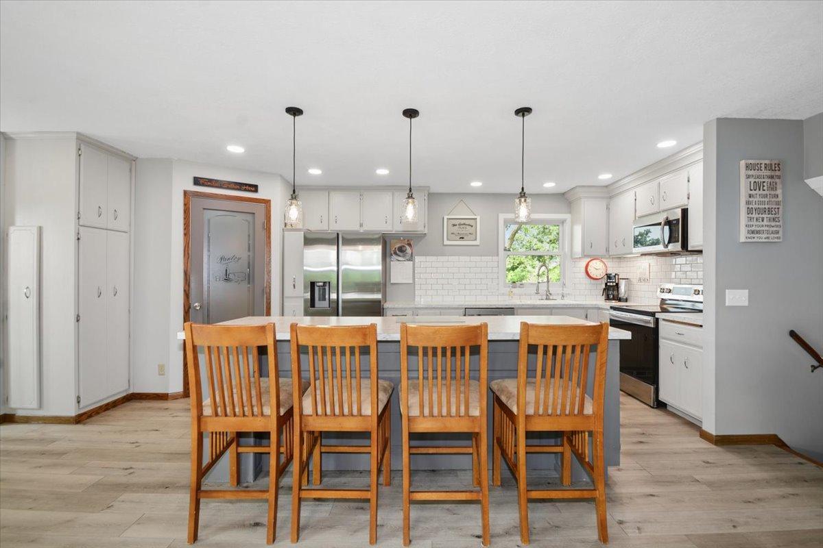 Large center kitchen island