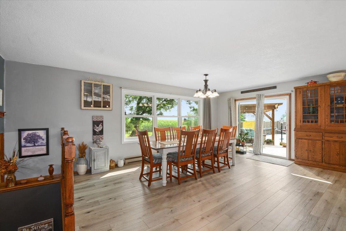 Expansive dining room that leads to the pool