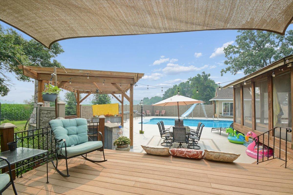 Covered deck with maintence free decking