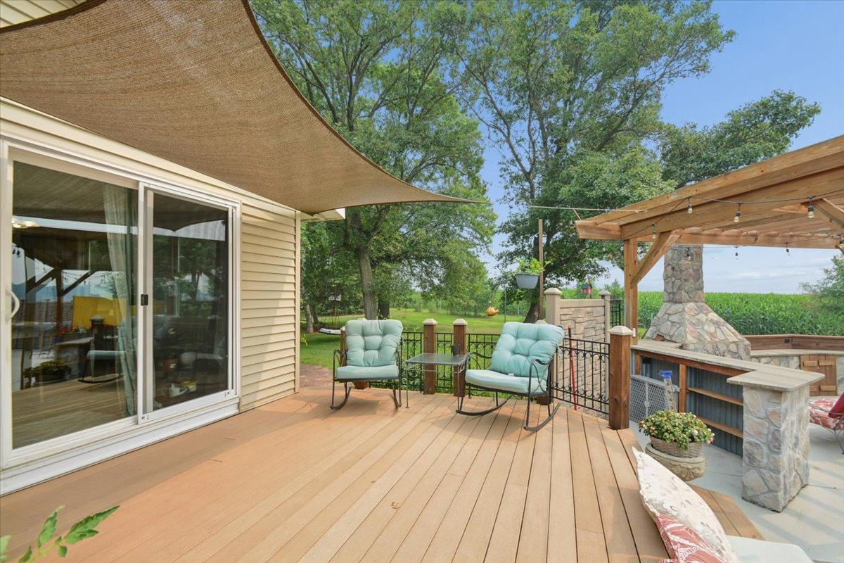 Sun shaded maintence free deck