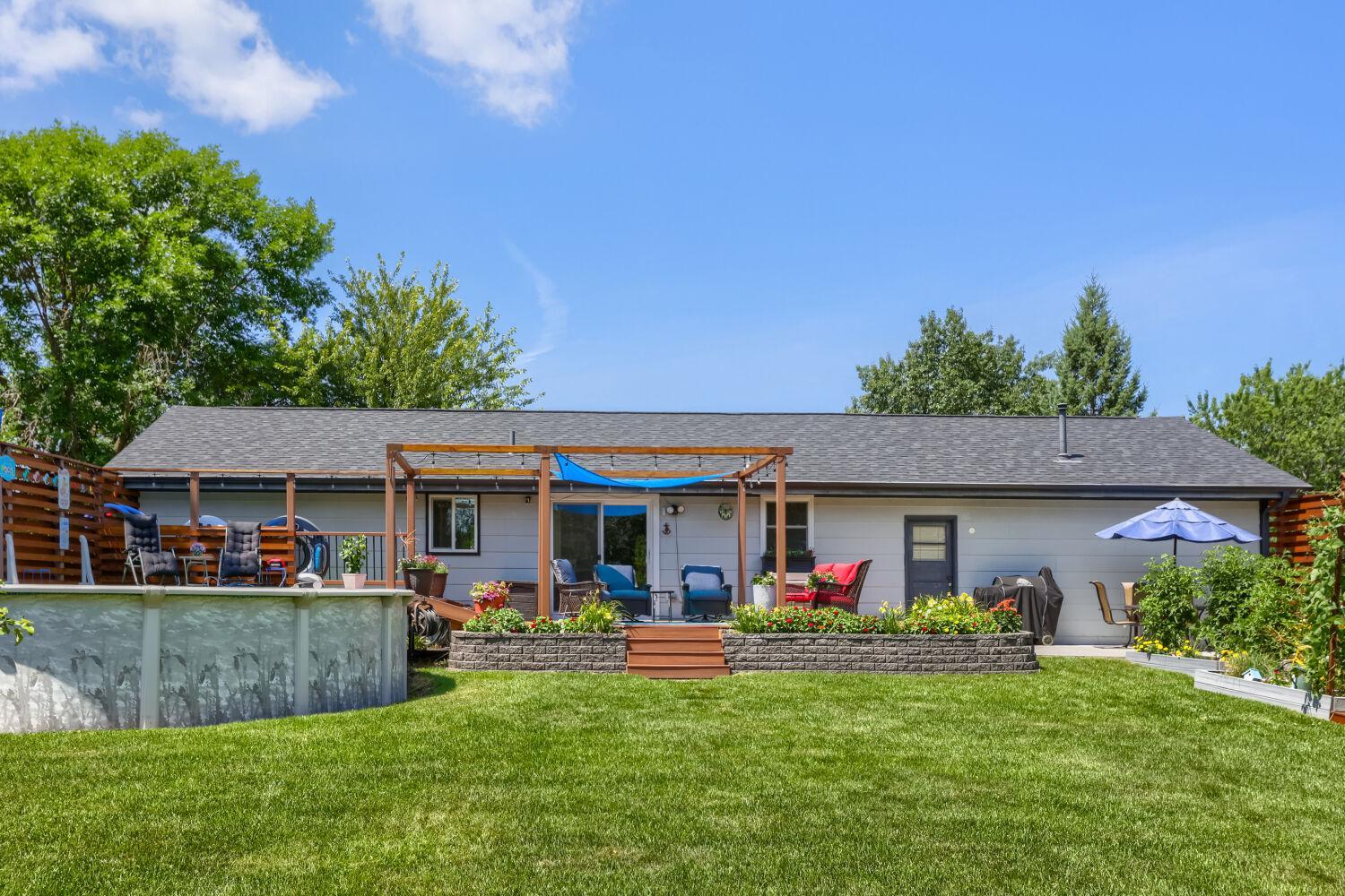 12255 Magnolia St - Web Quality - 025 - 22 Exterior Rear.jpg
