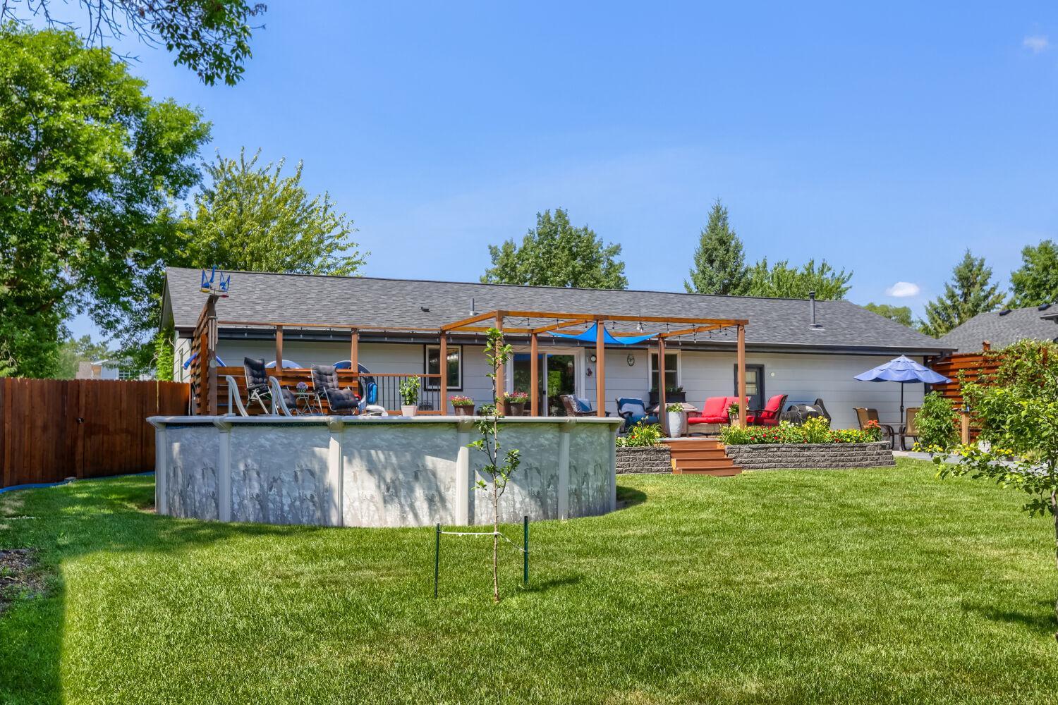 12255 Magnolia St - Web Quality - 026 - 23 Exterior Rear.jpg