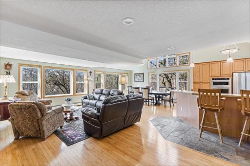 1342 Stagecoach Trail S, Afton, MN 55001