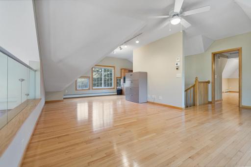 1342 Stagecoach Trail S, Afton, MN 55001