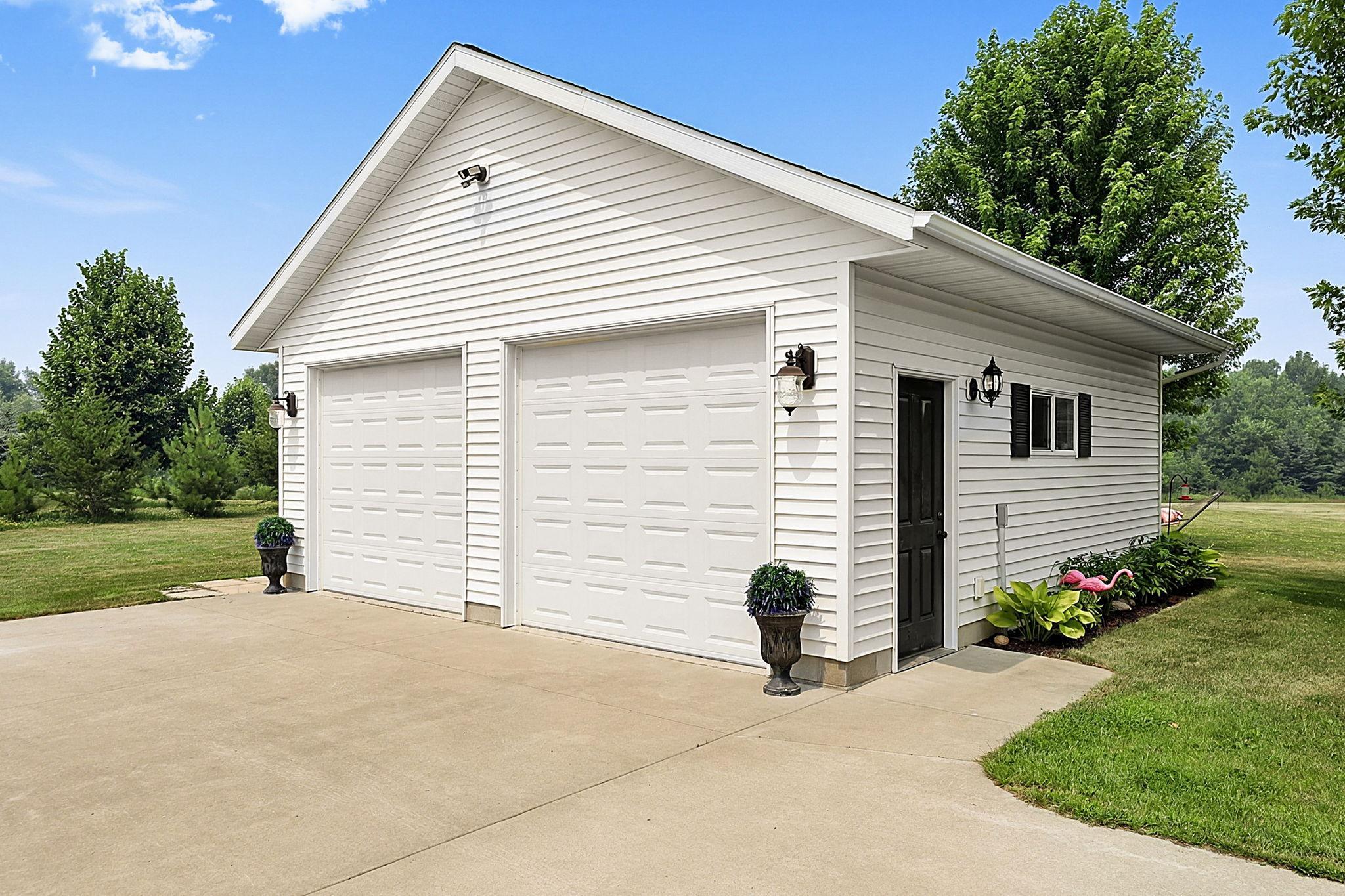Two-Car Detached Garage