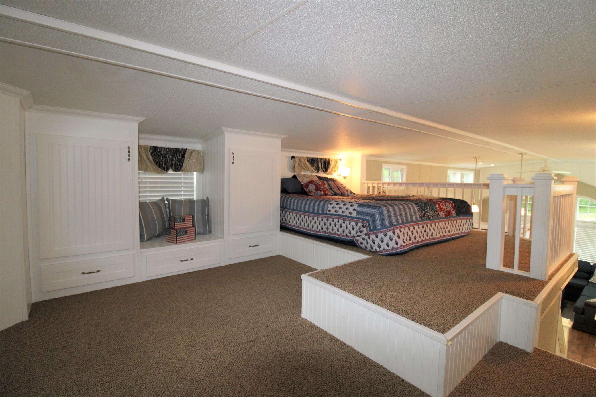 Great Loft Space