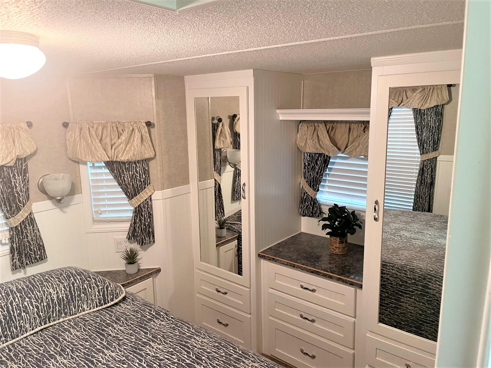 Excellent Closet space