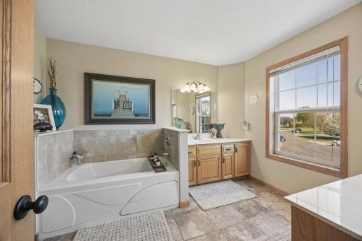 Primary Bath 2.jpg