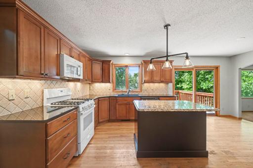 3850 Jamestown Curve, Saint Paul, MN 55129