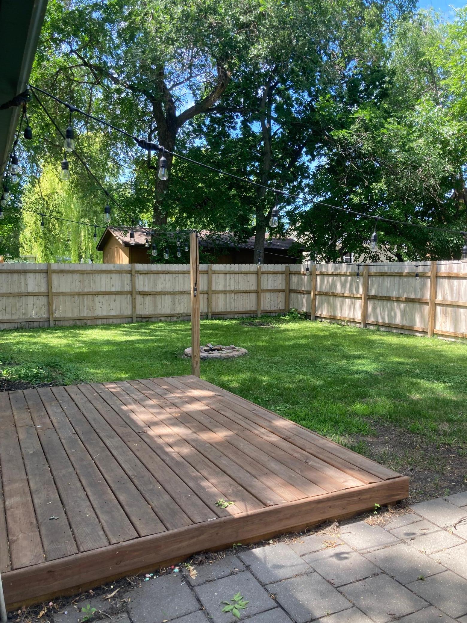 Backyard.deck