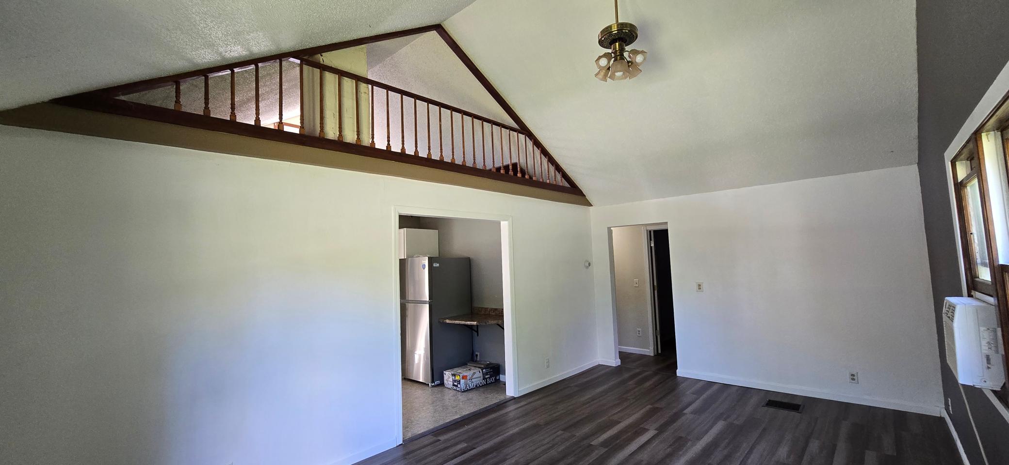 Living.rm.loft.jpg