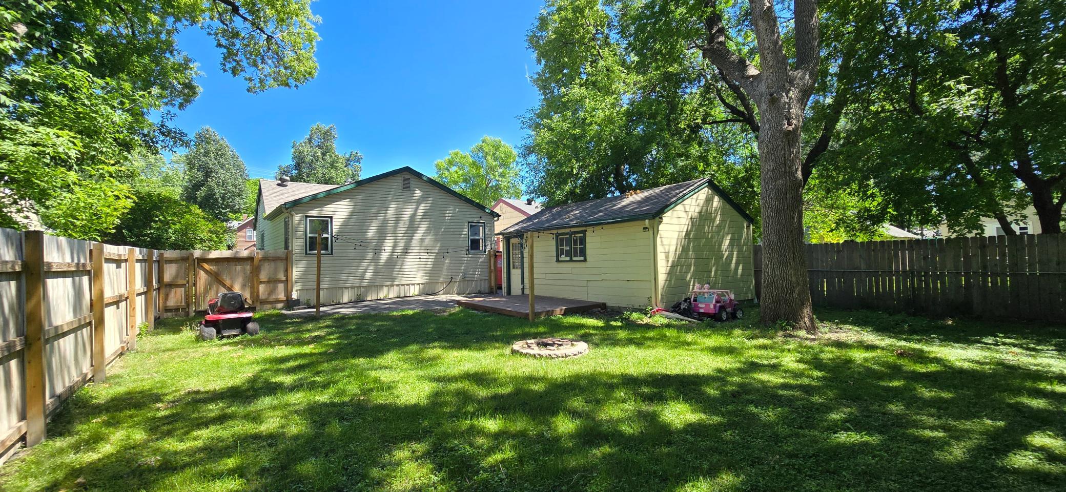 Backyard.b.jpg
