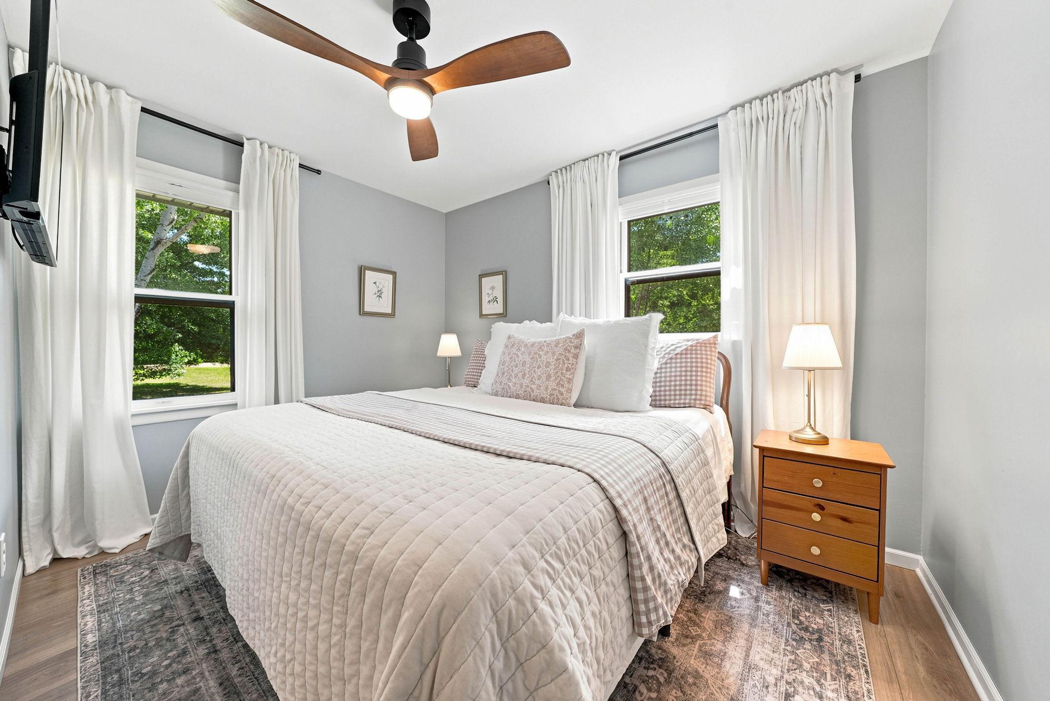 Primary mainfloor bedroom