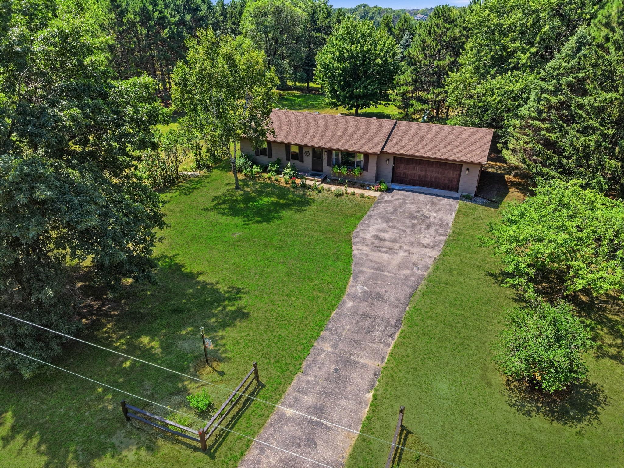60-web-or-mls-006_DJI_20260718134349_0458_D_with_grass.jpg
