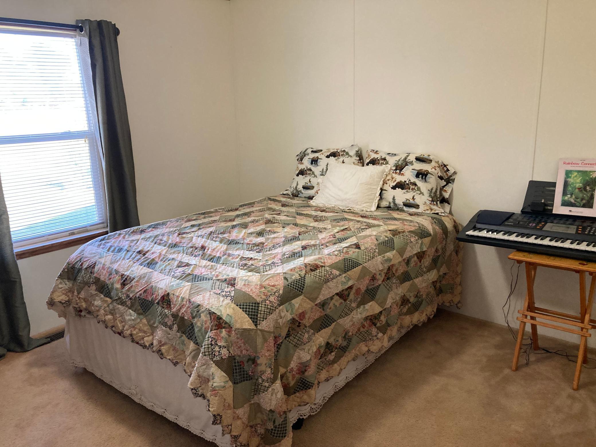 BED 1.jpeg