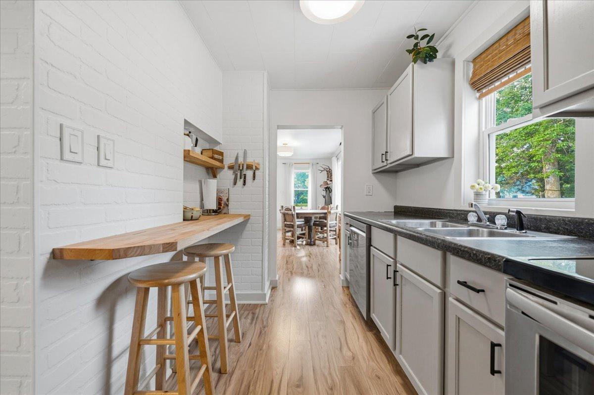 Breakfast/Coffee Bar