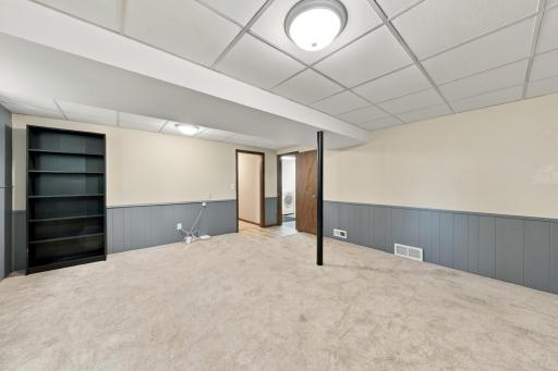 6921 Washburn Avenue S, Minneapolis, MN 55423