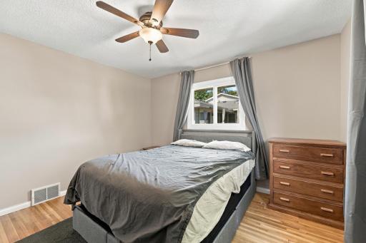 6921 Washburn Avenue S, Minneapolis, MN 55423
