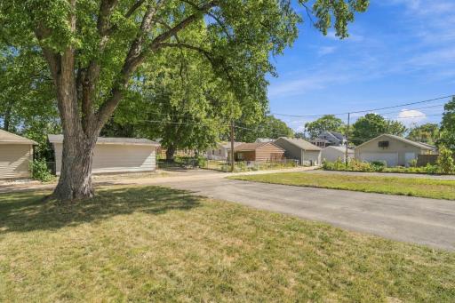 6921 Washburn Avenue S, Minneapolis, MN 55423