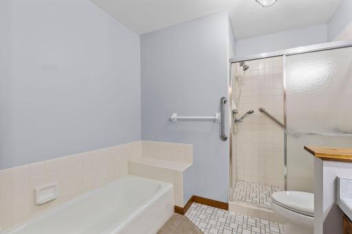 Primary Bedroom En-Suite Bath