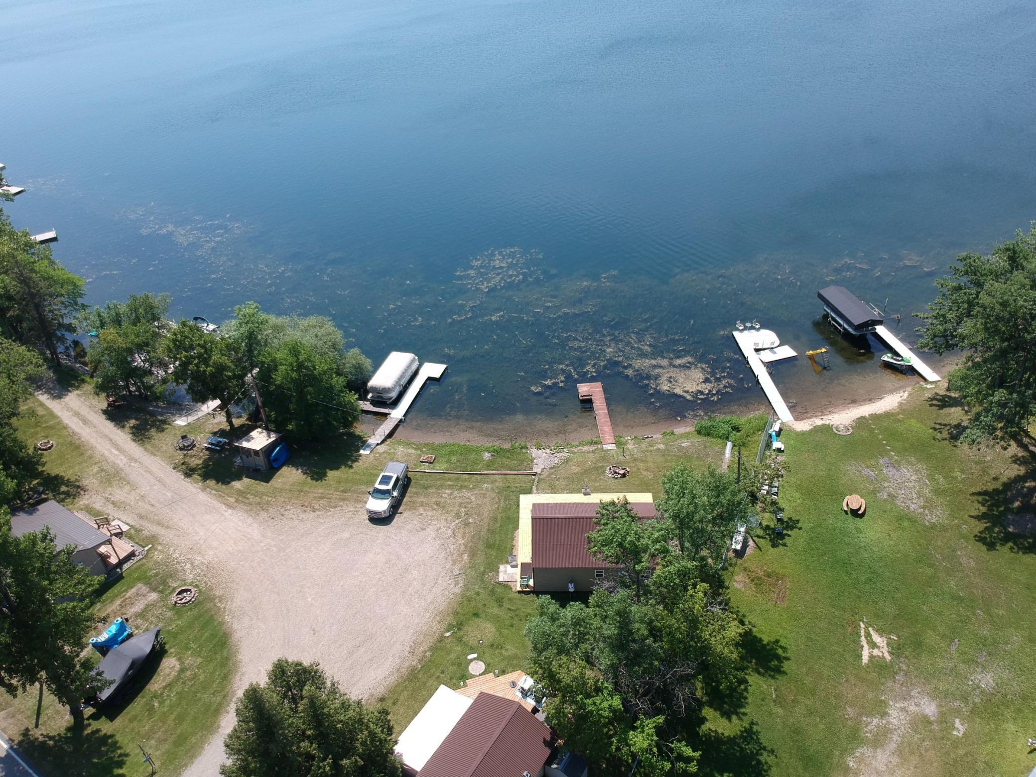 10-Aerial views of property (2).JPG
