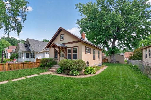 5521 37th Avenue S, Minneapolis, MN 55417