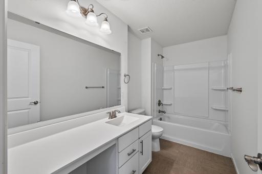 15637 Eddy Creek Way, Apple Valley, MN 55124