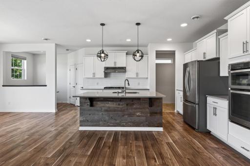 15637 Eddy Creek Way, Apple Valley, MN 55124