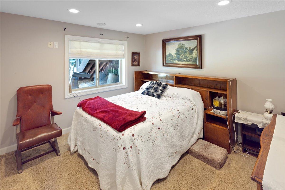 Large Lower Level bedroom
