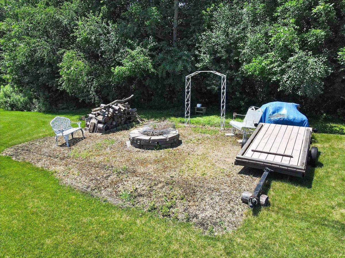 Bonfire Ring for Memorable Minnesota Evenings