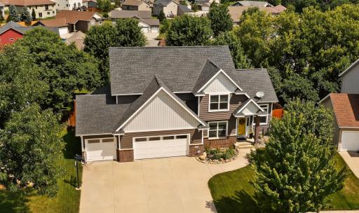 Photo for 2721 Boulder Ridge Drive NW, Rochester, MN 55901 - listing #7109927 2721 Boulder Ridge Drive NW, Rochester, MN 55901