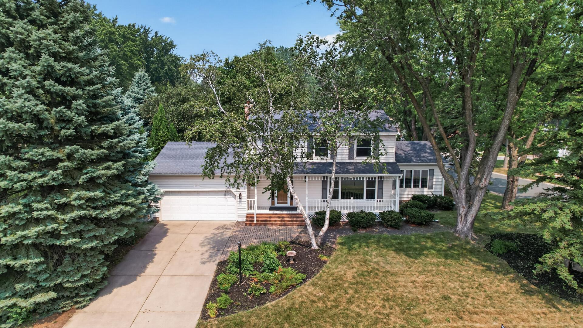 Great curb appeal on this special home!
