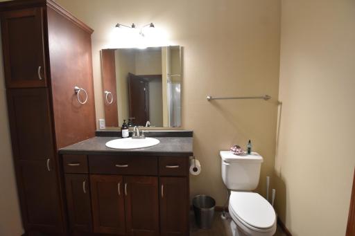 6105 61 Avenue S, Fargo, ND 58104