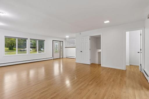 5952 Independence Avenue N, Minneapolis, MN 55428