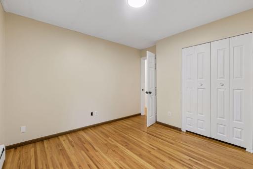 5952 Independence Avenue N, Minneapolis, MN 55428