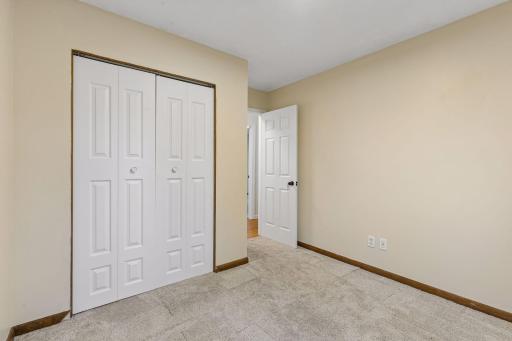 5952 Independence Avenue N, Minneapolis, MN 55428