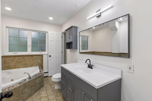 5952 Independence Avenue N, Minneapolis, MN 55428