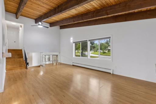 5952 Independence Avenue N, Minneapolis, MN 55428