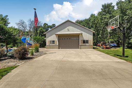 27284 110th Street NW, Zimmerman, MN 55398