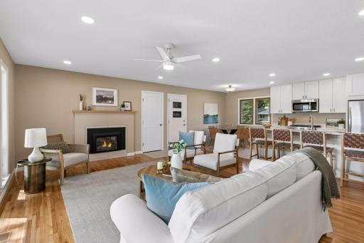 Gas fireplace