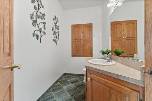 500 Barton Avenue NW, Buffalo, MN 55313