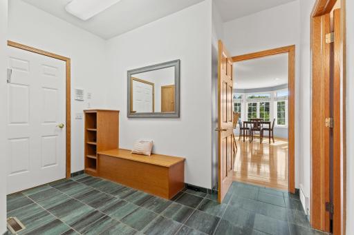 500 Barton Avenue NW, Buffalo, MN 55313