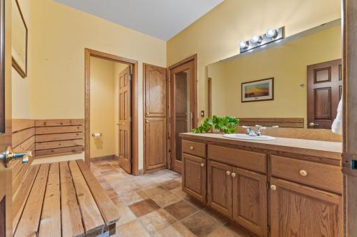 500 Barton Avenue NW, Buffalo, MN 55313