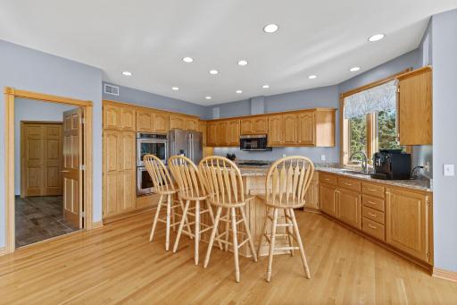 500 Barton Avenue NW, Buffalo, MN 55313