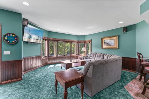 500 Barton Avenue NW, Buffalo, MN 55313
