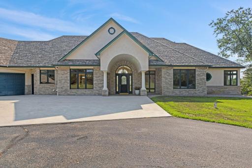 500 Barton Avenue NW, Buffalo, MN 55313