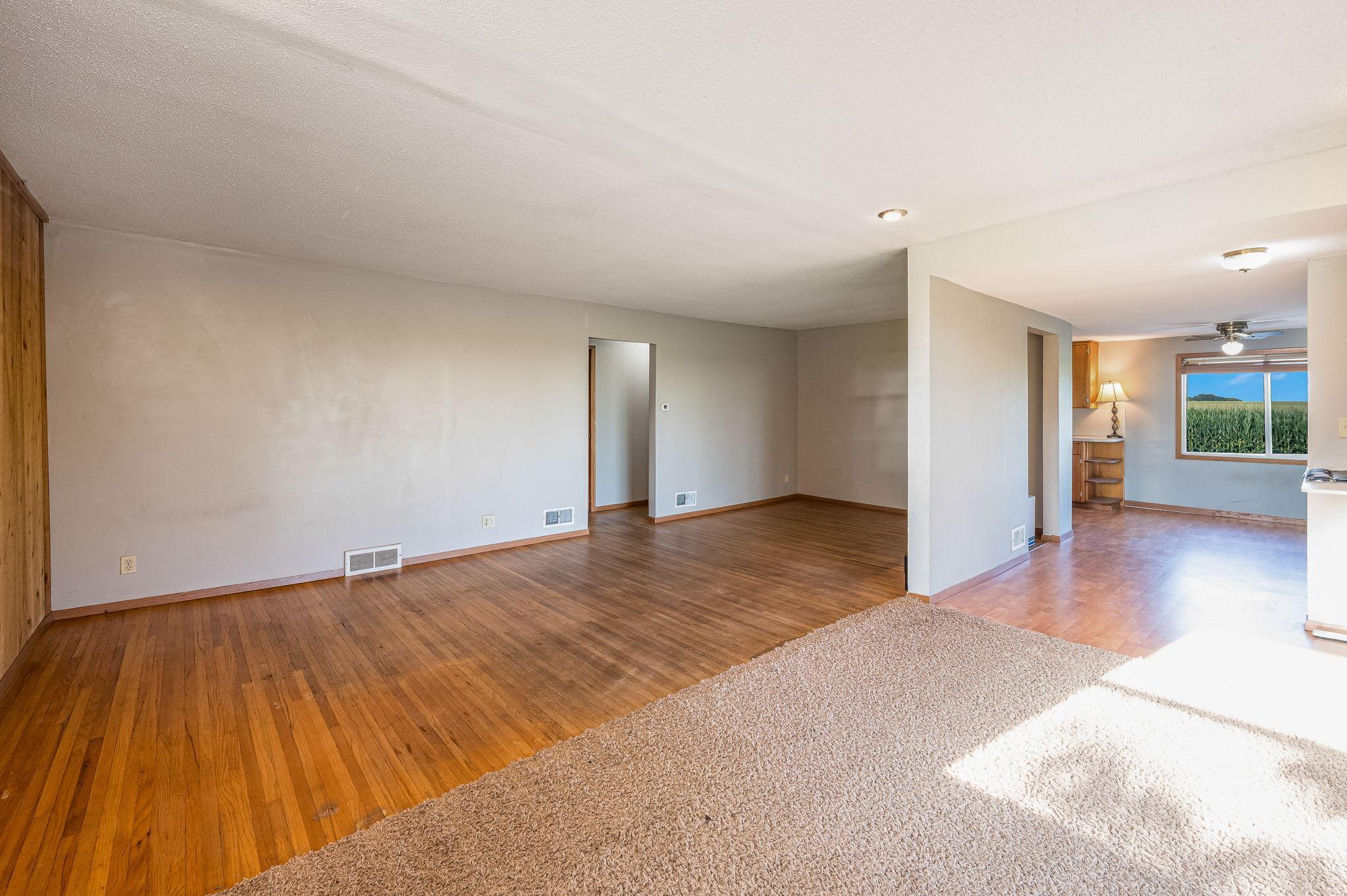 205 232nd Ave Fairmont MN-23.jpg