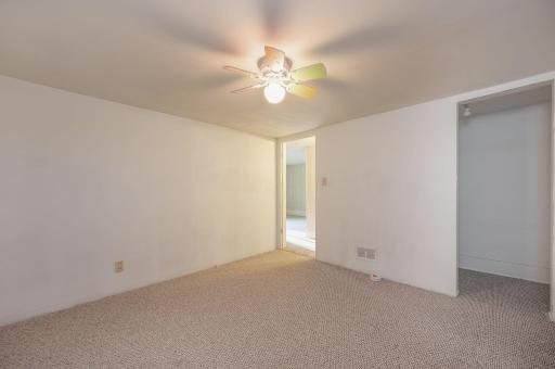 205 232nd Avenue, Fairmont, MN 56031