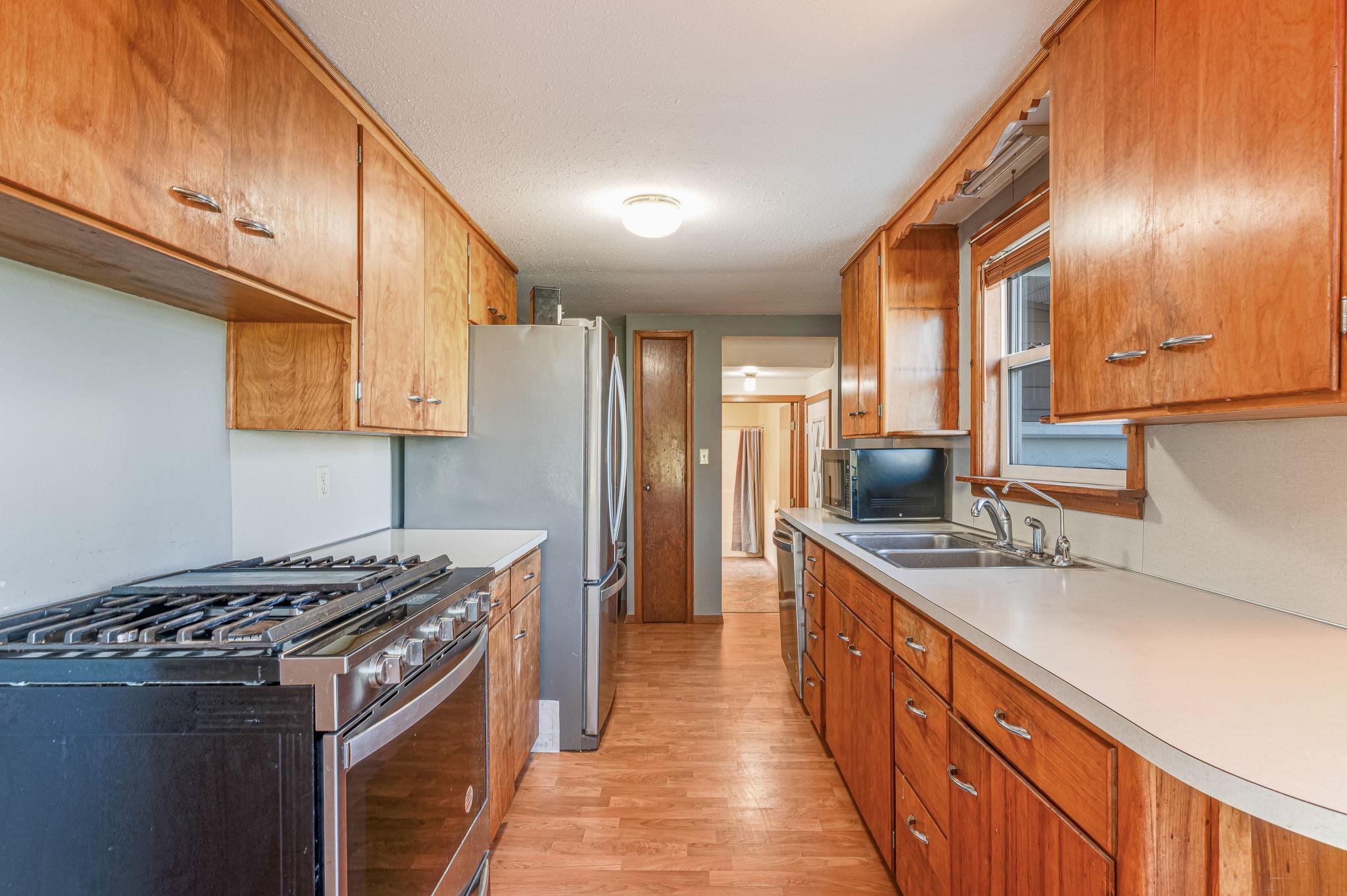 205 232nd Ave Fairmont MN-29.jpg